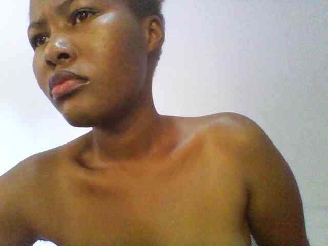 Pretty-thalia1 webcam