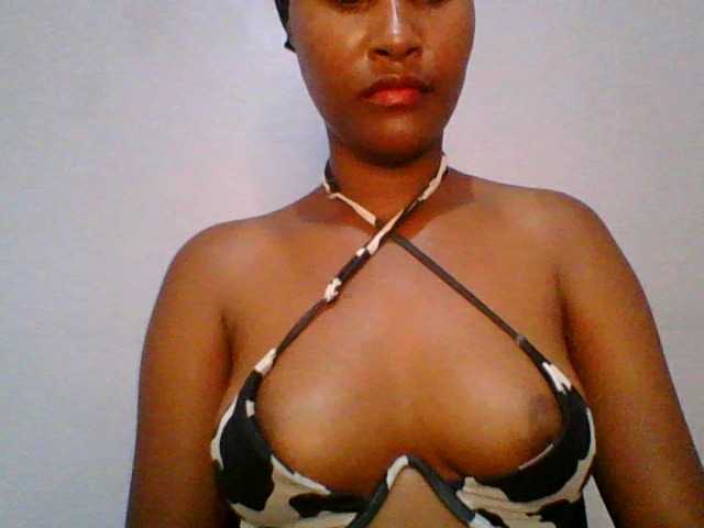 Sweet-boo – webcam model profile photo