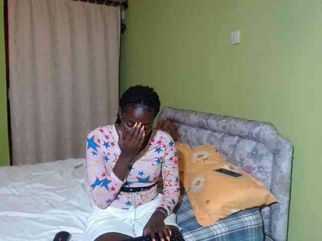 Princess-Ryne webcam