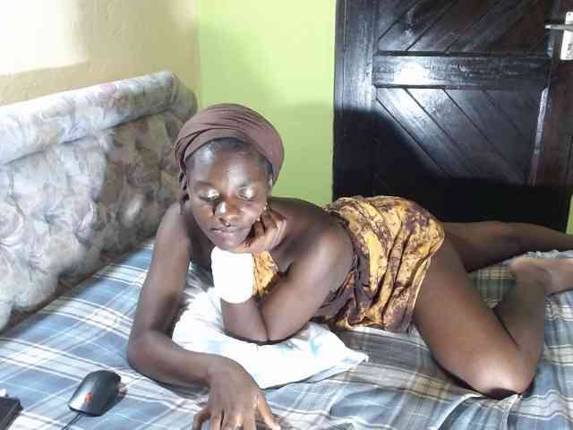 Princess-Ryne webcam