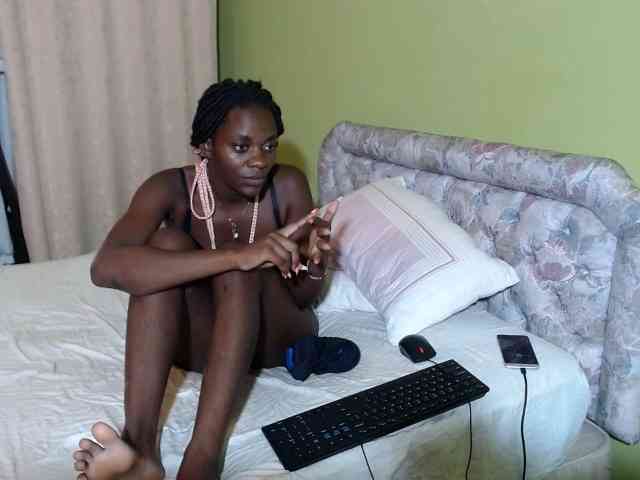 Princess-Ryne webcam