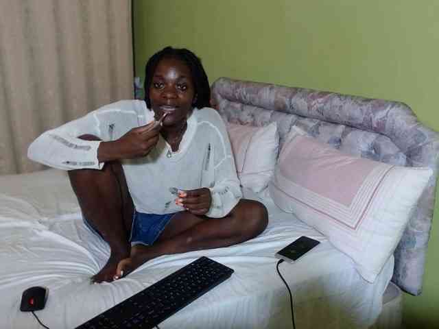 Princess-Ryne webcam