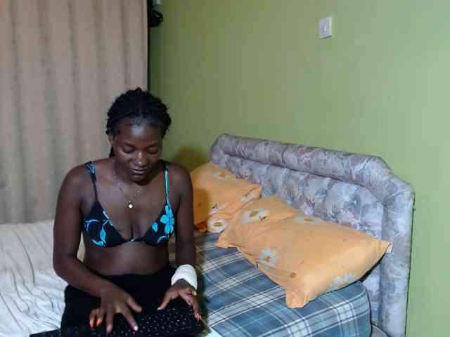 Princess-Ryne webcam