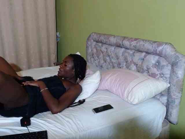 Princess-Ryne webcam