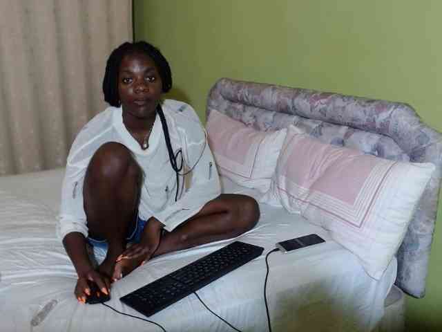 Princess-Ryne webcam