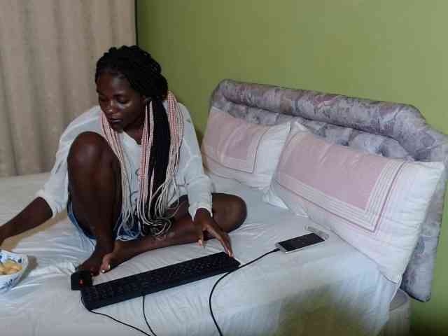 Princess-Ryne webcam