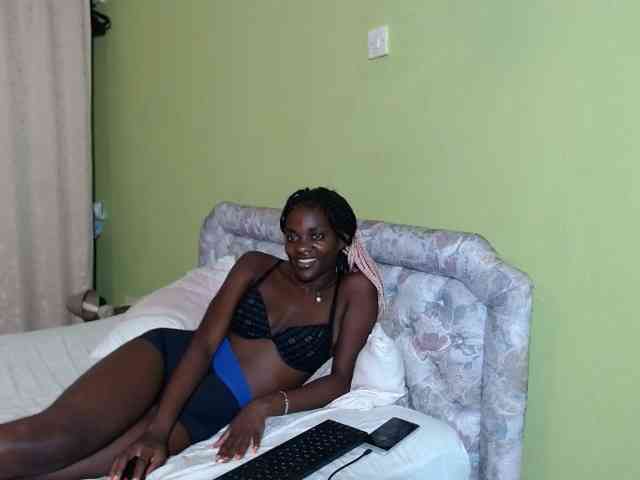 Princess-Ryne webcam