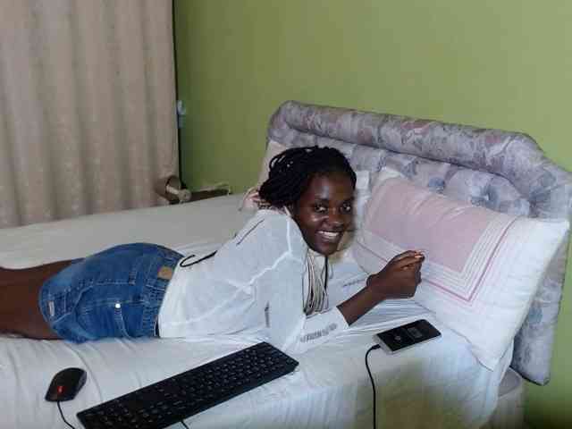 Princess-Ryne webcam