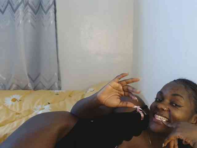 Princess-Ryne webcam