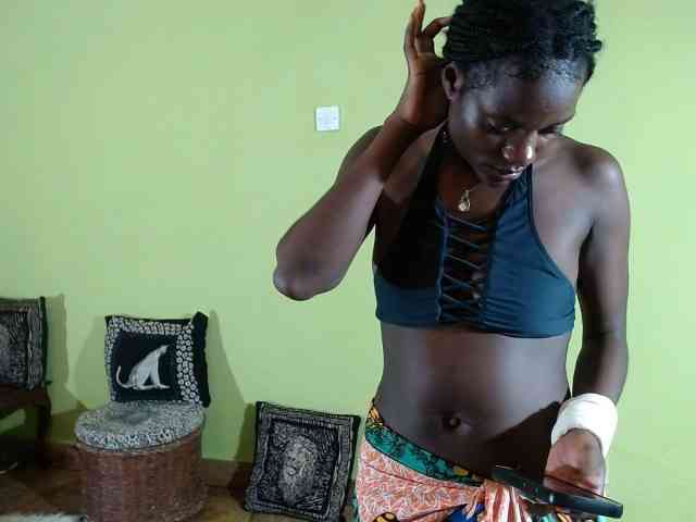 Princess-Ryne webcam