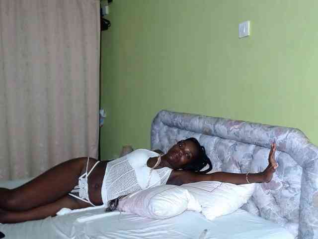 Princess-Ryne webcam