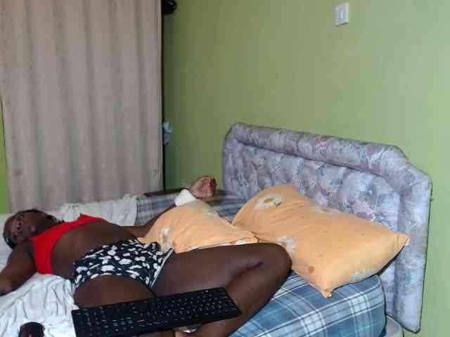 Princess-Ryne webcam