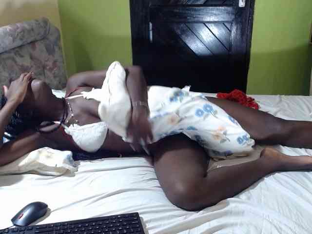 Princess-Ryne webcam