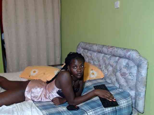 Princess-Ryne webcam