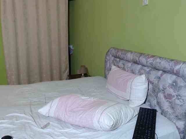 Princess-Ryne webcam