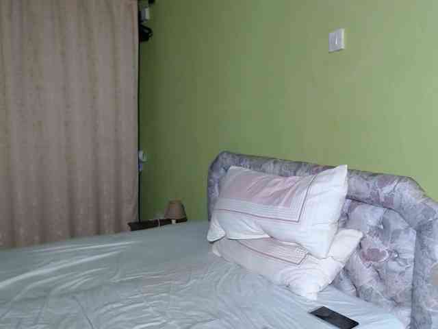 Princess-Ryne webcam