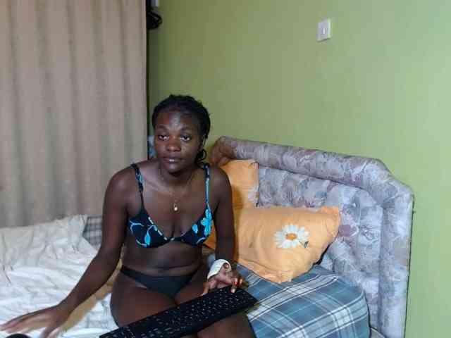 Princess-Ryne webcam