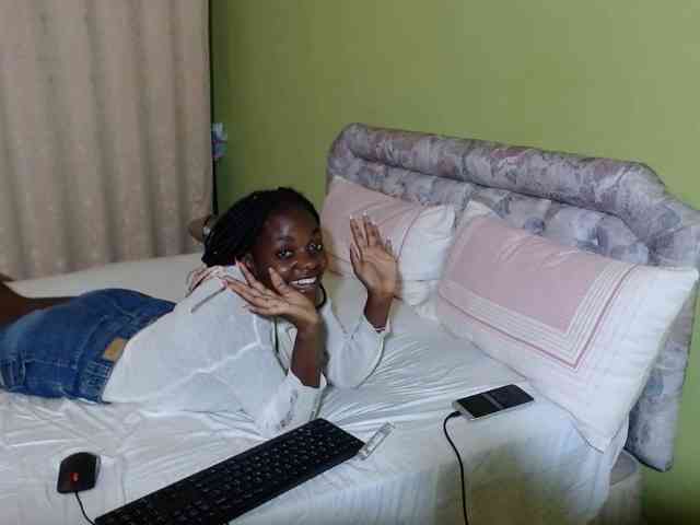 Princess-Ryne webcam