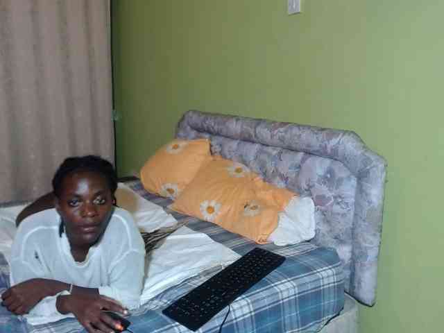 Princess-Ryne webcam