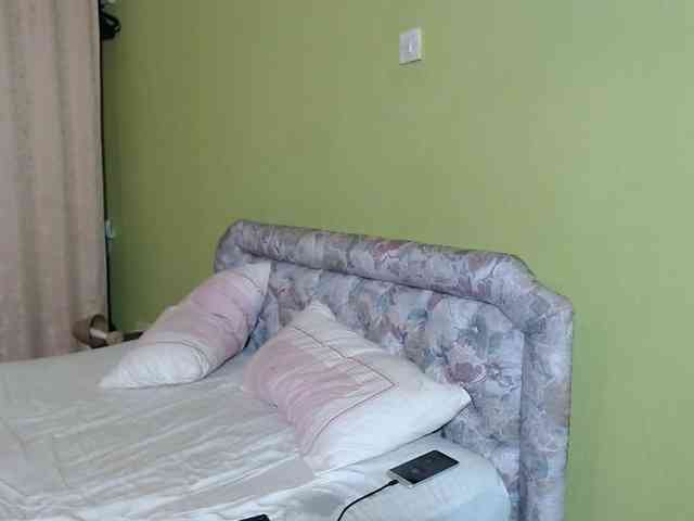 Princess-Ryne webcam