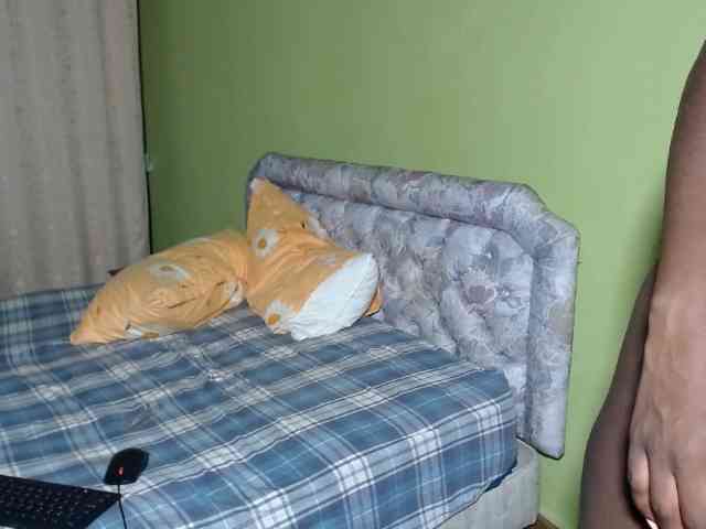 Princess-Ryne webcam