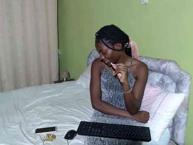 Princess-Ryne webcam