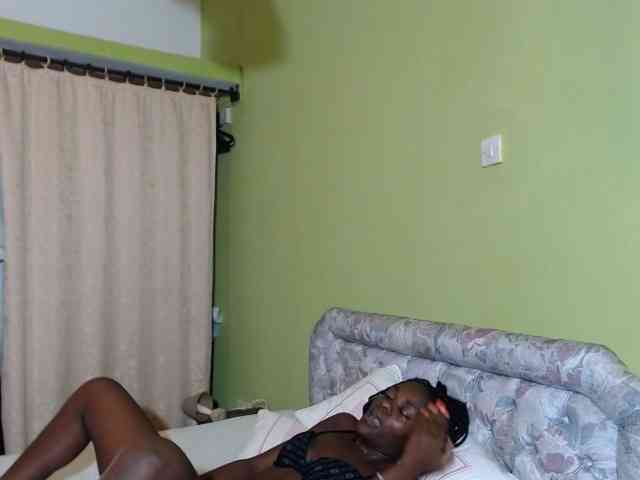 Princess-Ryne webcam