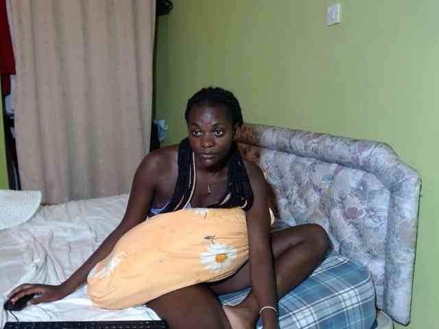 Princess-Ryne webcam