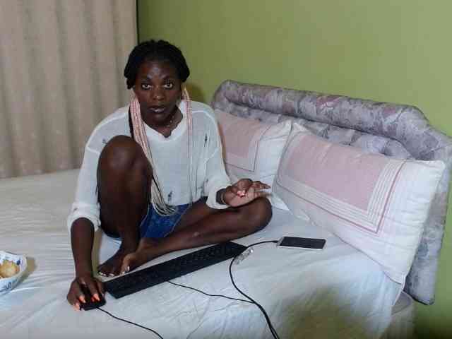 Princess-Ryne webcam