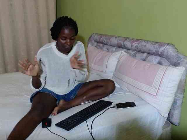 Princess-Ryne webcam