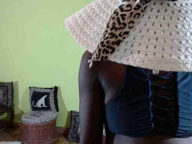 Princess-Ryne webcam