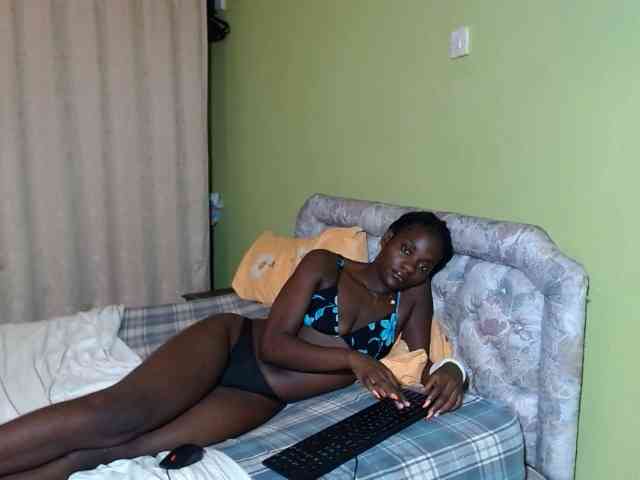 Princess-Ryne webcam