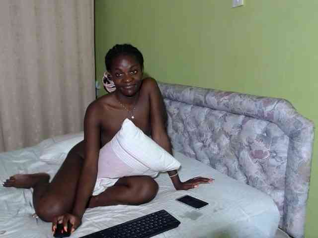 Princess-Ryne webcam