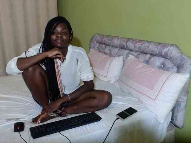 Princess-Ryne webcam