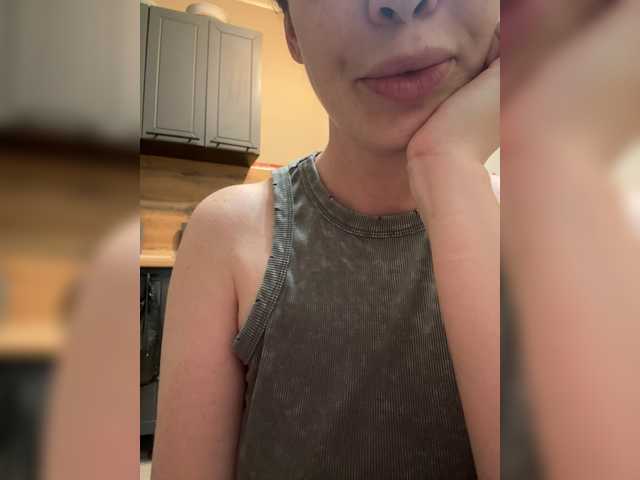 RinaRebbel's BongaCams show and profile