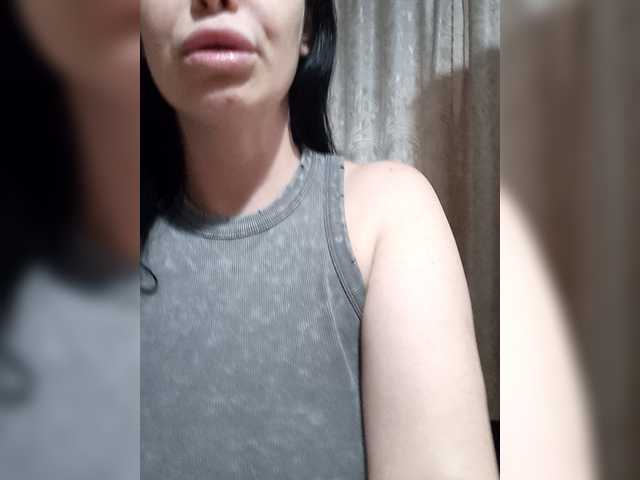 RinaRebbel's BongaCams show and profile