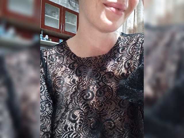 RinaRebbel's BongaCams show and profile