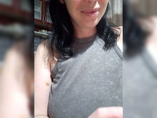 RinaRebbel's BongaCams show and profile