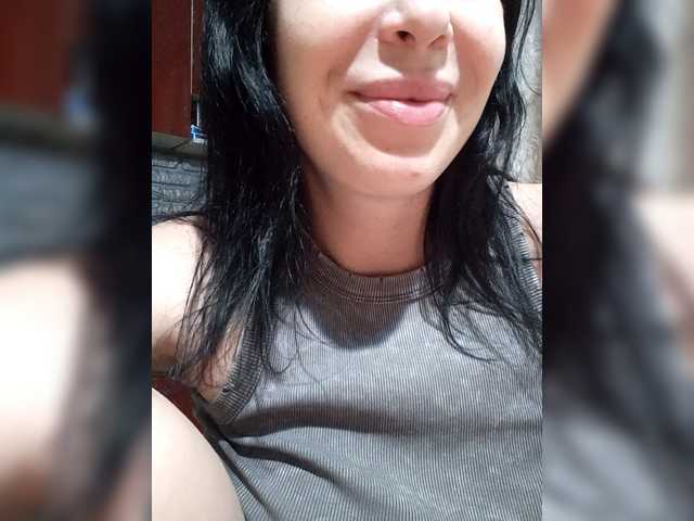 RinaRebbel's BongaCams show and profile