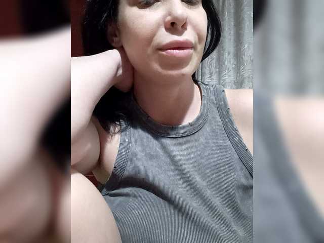 RinaRebbel's BongaCams show and profile