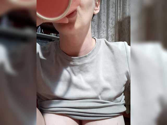 RinaRebbel's BongaCams show and profile