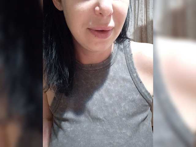 RinaRebbel's BongaCams show and profile