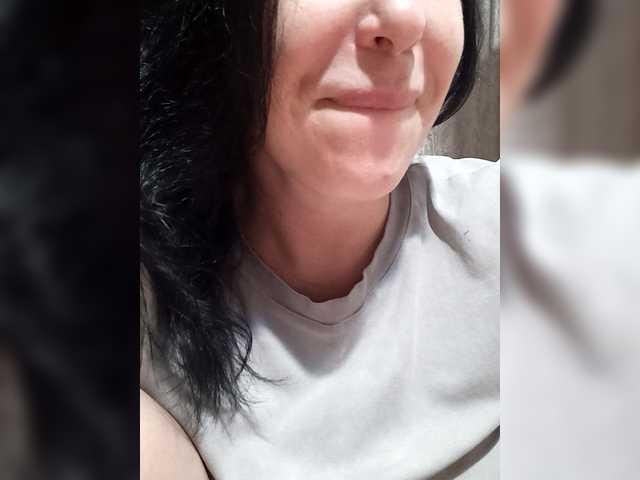 RinaRebbel's BongaCams show and profile