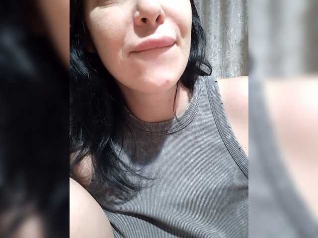 RinaRebbel's BongaCams show and profile