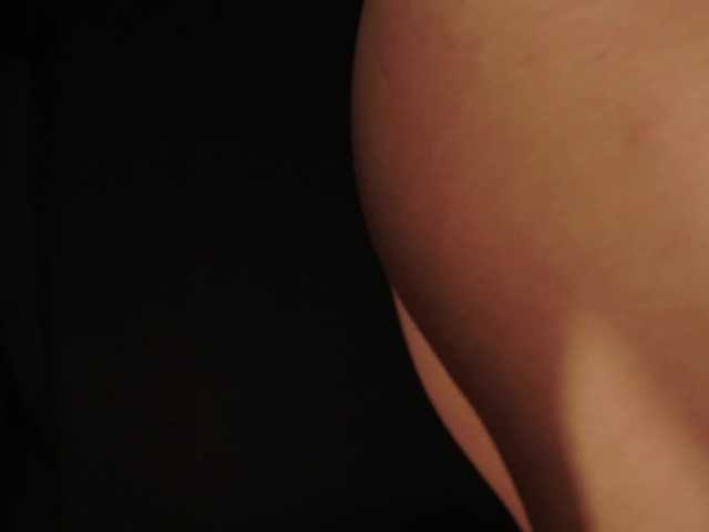 go to chat with Ajuicycouple