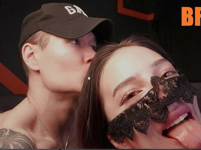 Ajuicycouple's BongaCams show and profile