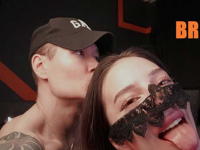 Ajuicycouple from BongaCams is Freechat