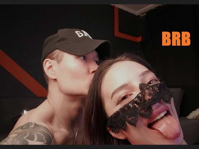 Ajuicycouple's BongaCams show and profile