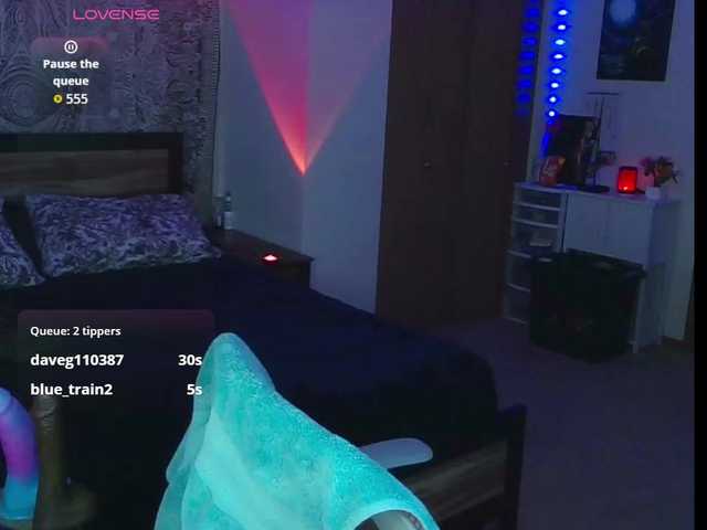 MaciMay's BongaCams show and profile