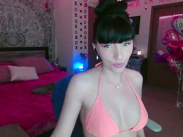 MaciMay's BongaCams show and profile